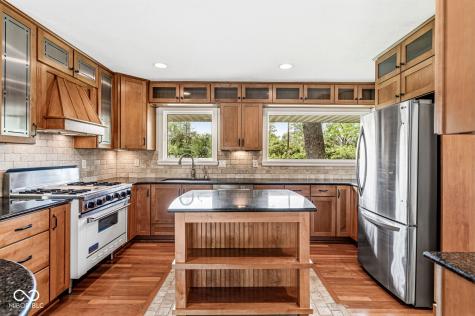 6055 N High School Road Indianapolis IN 46254