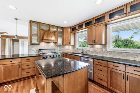 6055 N High School Road Indianapolis IN 46254