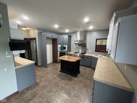 4064 Shady Pointe Row Greenwood IN 46143