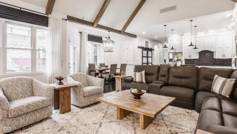 12621 Treaty Line Street Carmel IN 46032