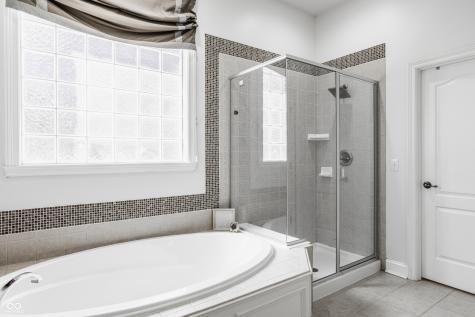 12621 Treaty Line Street Carmel IN 46032