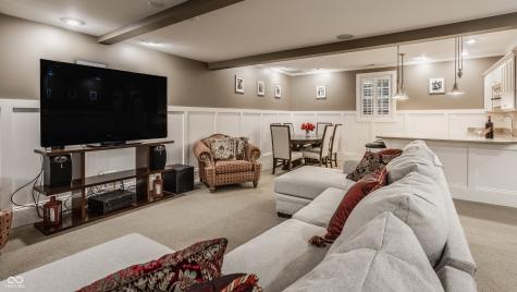 12621 Treaty Line Street Carmel IN 46032