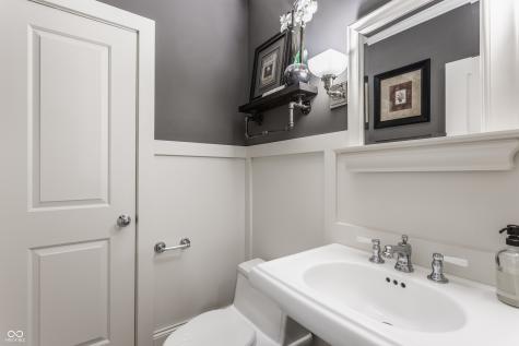 12621 Treaty Line Street Carmel IN 46032