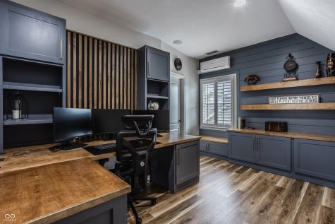 12621 Treaty Line Street Carmel IN 46032