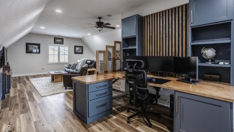 12621 Treaty Line Street Carmel IN 46032
