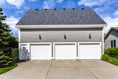 12621 Treaty Line Street Carmel IN 46032
