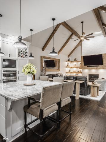 12621 Treaty Line Street Carmel IN 46032