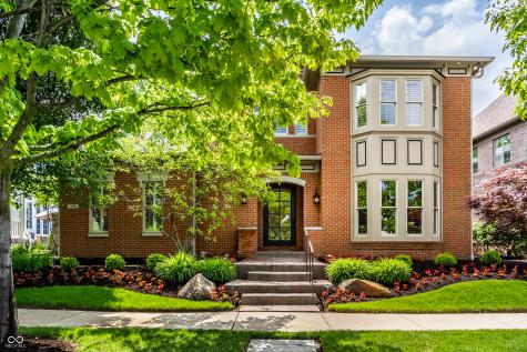7601 W Stonegate Drive Zionsville IN 46077