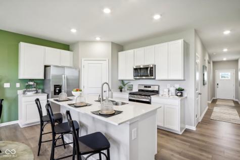 6127 Camarillo Drive Whitestown IN 46075