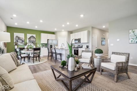 6127 Camarillo Drive Whitestown IN 46075
