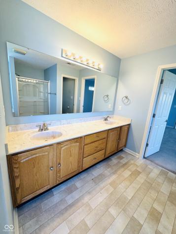 1909 Versailles Drive Greenwood IN 46143
