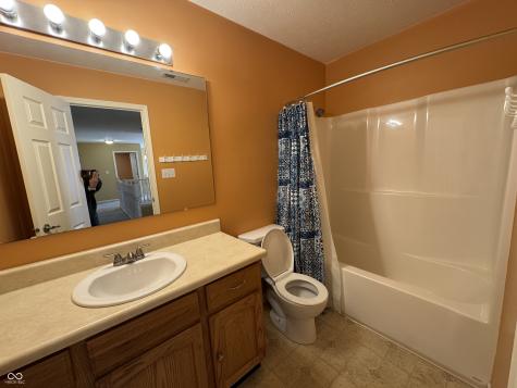 1909 Versailles Drive Greenwood IN 46143
