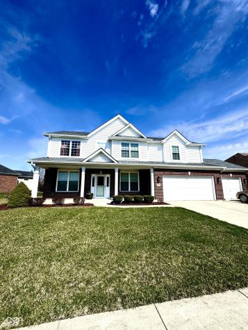 1909 Versailles Drive Greenwood IN 46143