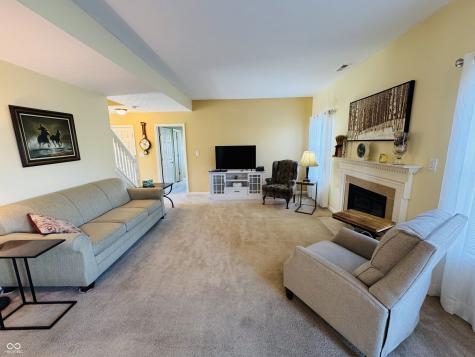 1909 Versailles Drive Greenwood IN 46143