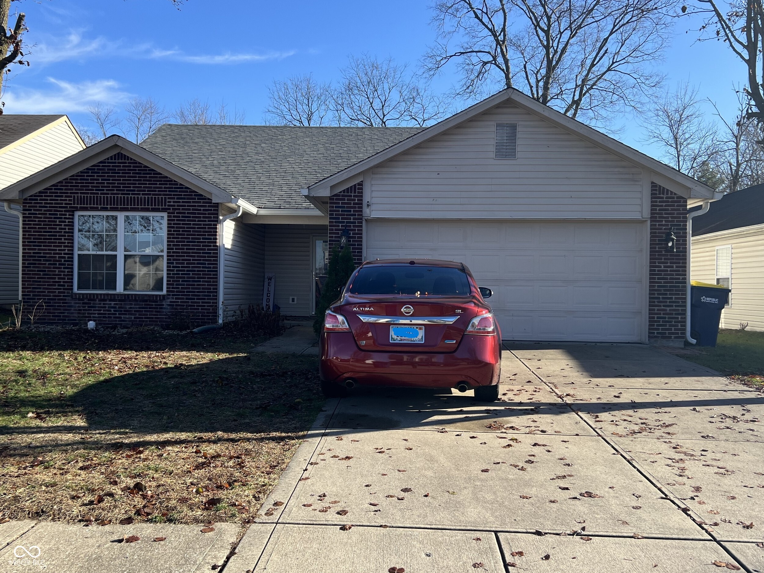 8153 Lake Tree Lane Indianapolis IN 46217