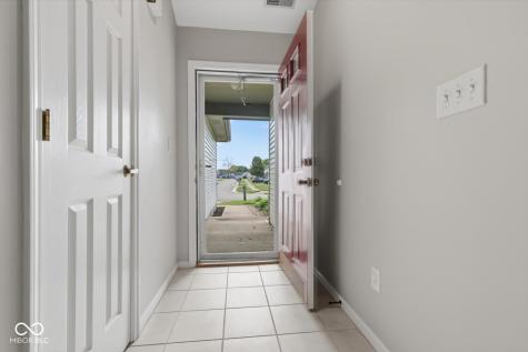 1519 Counselor Row Shelbyville IN 46176