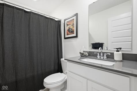 17324 Hanningfield Way Westfield IN 46074