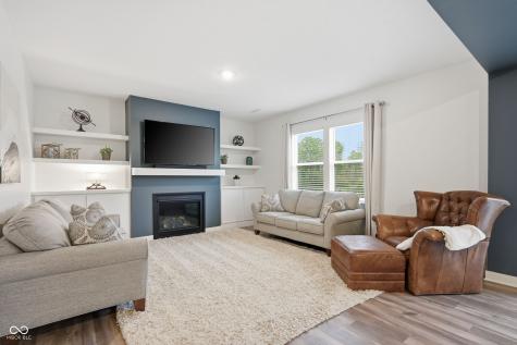 17324 Hanningfield Way Westfield IN 46074