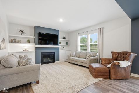 17324 Hanningfield Way Westfield IN 46074