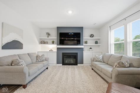 17324 Hanningfield Way Westfield IN 46074