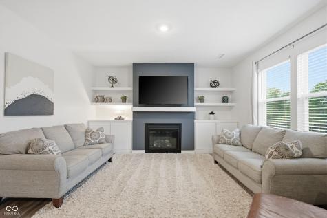 17324 Hanningfield Way Westfield IN 46074