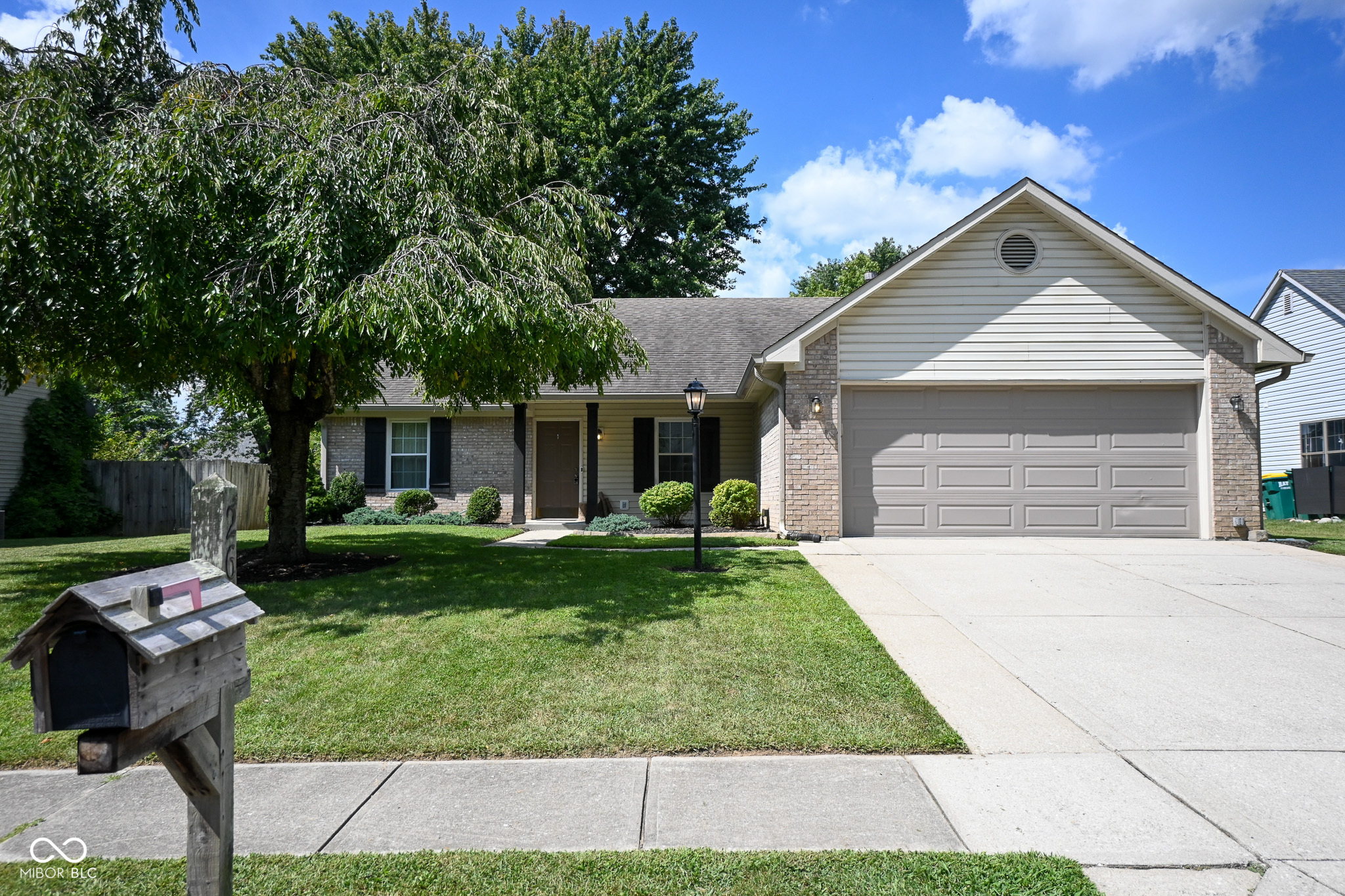 2648 Cressmoor Circle Indianapolis IN 46234