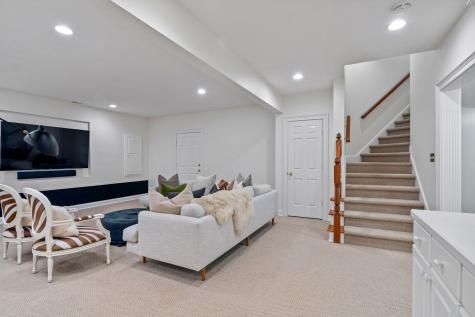 8674 Moon Bay Circle Indianapolis IN 46236