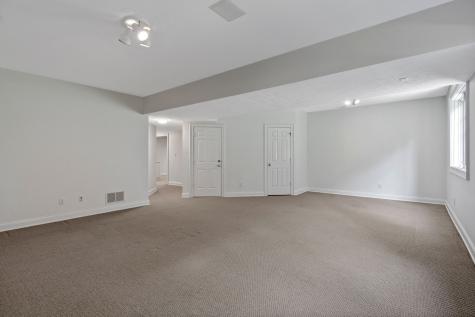 8674 Moon Bay Circle Indianapolis IN 46236