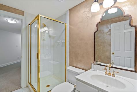 8674 Moon Bay Circle Indianapolis IN 46236