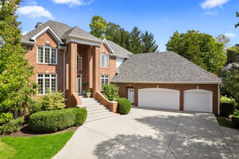 8674 Moon Bay Circle Indianapolis IN 46236