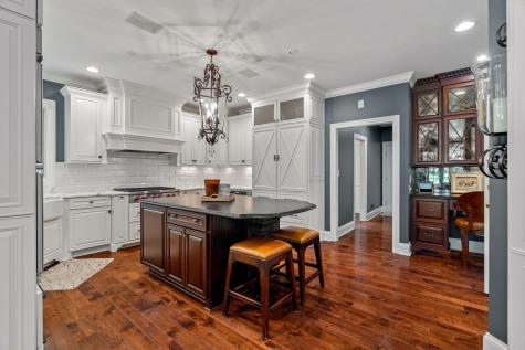 8674 Moon Bay Circle Indianapolis IN 46236