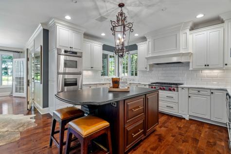 8674 Moon Bay Circle Indianapolis IN 46236