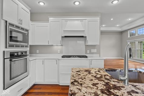 888 Westcreek Drive Columbus IN 47201