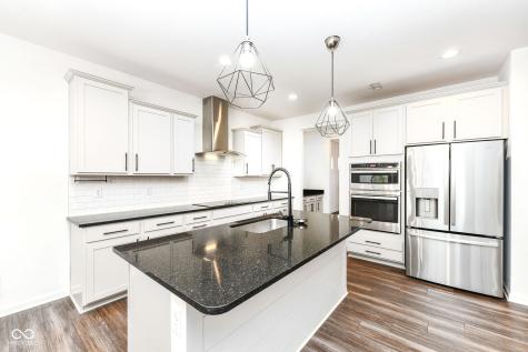 4309 Ironclad Drive Bargersville IN 46106