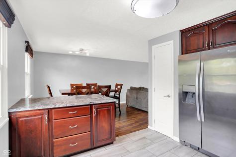 7034 Chimney Rock Court Indianapolis IN 46217