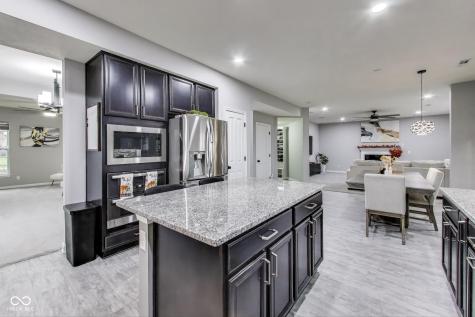 9986 Gallop Lane Fishers IN 46040