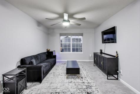 9986 Gallop Lane Fishers IN 46040