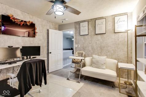 9986 Gallop Lane Fishers IN 46040