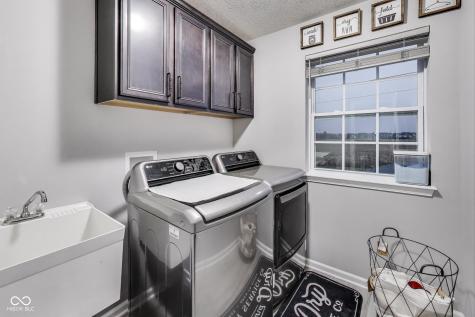 9986 Gallop Lane Fishers IN 46040