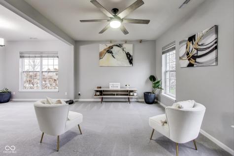 9986 Gallop Lane Fishers IN 46040