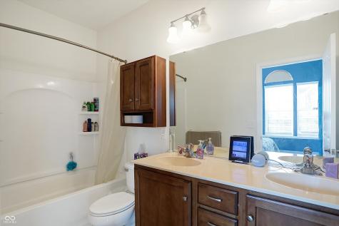 12631 Bourden Lane Fishers IN 46037