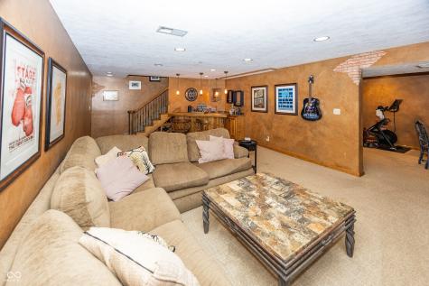 12602 Lockerbie Circle Carmel IN 46033