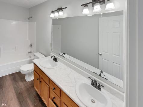 6614 Sparrowood Drive Indianapolis IN 46236