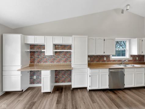 307 Beacon Point Lane Fortville IN 46040