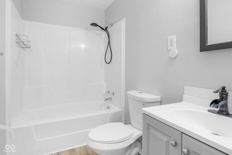 1425 Edgecombe Avenue Indianapolis IN 46227