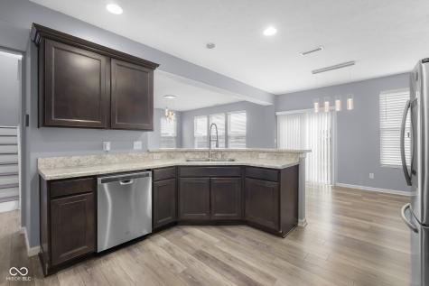 2583 Shadow Bend Drive Columbus IN 47201