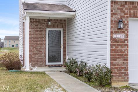 2583 Shadow Bend Drive Columbus IN 47201