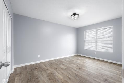 2583 Shadow Bend Drive Columbus IN 47201