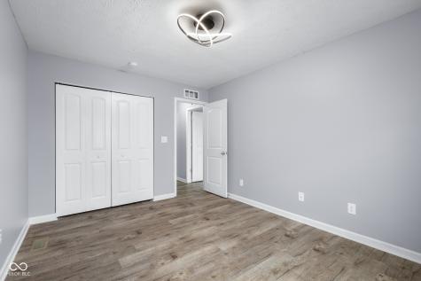 2583 Shadow Bend Drive Columbus IN 47201