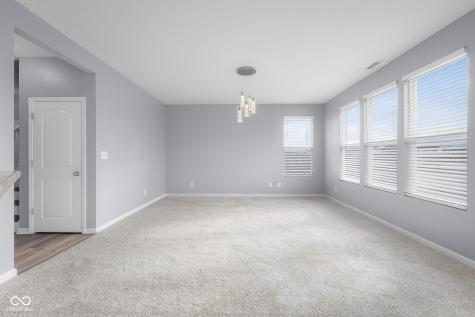 2583 Shadow Bend Drive Columbus IN 47201